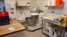 EXCLUSIVITE  Fonds de commerce boulangerie patisserie snacking à vendre CHOLET (49) a saisir 