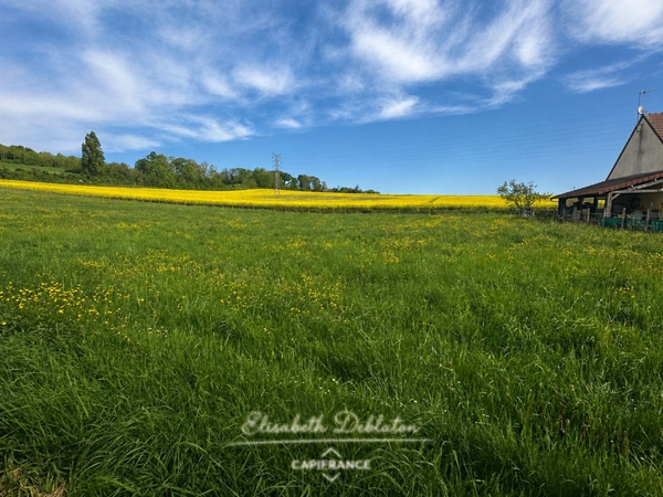 Imaginez votre future maison sur ce beau terrain de 1 468 m², à quelques minutes de Noyon.