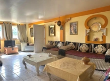 Maison 295 m2 + terrain 1500 m2 PRISSE (71)