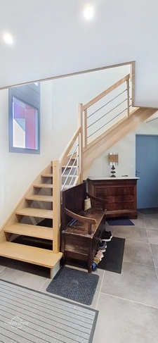 Maison à vendre 7 pièces CHAVANNES SUR SURAN (01)