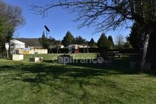 Terrain 1 300 m² à CURSAN (33)