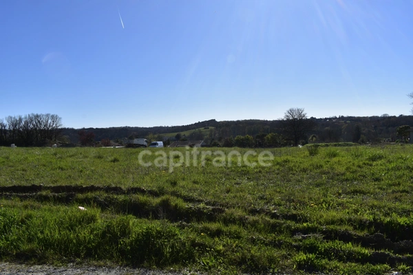 Terrain 750 m² à CURSAN (33)