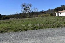 Terrain 750 m² à CURSAN (33)