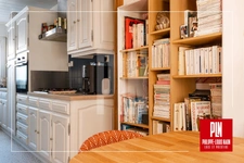 Le charme de la maison de ville… avec un jardin, et garage !