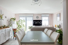 SITUÉE AU MANS PROCHE ZONE NORD - 3 CHAMBRES AVEC GARAGE ET JARDIN