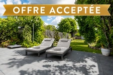 TREÈS RARE À LA VENTE - PLAIN-PIED AVEC JARDIN