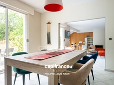 AUX PORTES DU MANS - SPLENDIDE VILLA DE 230m2 AVEC PISCINE