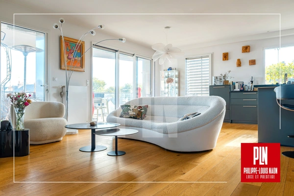 HYPERCENTRE | Appartement contemporain, terrasses et vues dégagées sur NOTRE DAME DE LA COUTURE
