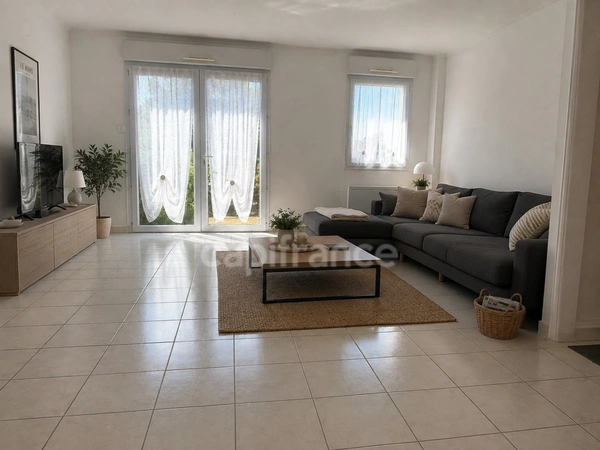 SITUÉE AU MANS PROCHE ZONE NORD - 3 CHAMBRES AVEC GARAGE ET JARDIN