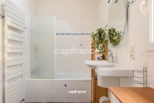 MAISON DE PLAIN-PIED AVEC DEUX CHAMBRES ET UN GRAND JARDIN !