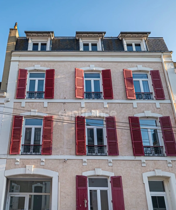 SPÉCIAL INVESTISSEUR AVEC CET IMMEUBLE VENDU CLÉ EN MAINS