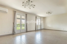 MAISON 4 CHAMBRES ET AVEC UN DOUBLE GARAGE de 60 m²
