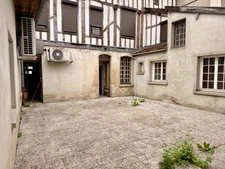 Immeuble à vendre WASSY (52)