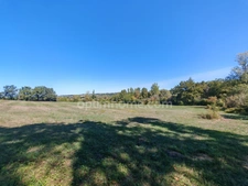 Propriété privée de caractère avec lac, prairies et hébergements sur plus de 7 hectares