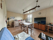 EXCLUSIVITE ! Maison à finir de rénover proche EAUZE & VIC FEZENSAC