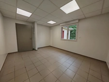 Locaux professionnels sur terrain de 1000 m² à EAUZE (32)