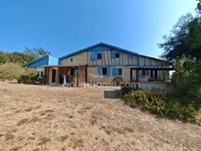 Maison landaise de 1778 avec appartement, piscine, hangar sur 1 Ha 802m² terrain