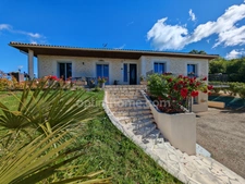 Maison avec vue exceptionnelle à VIC FEZENSAC (32)
