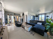 Maison avec vue exceptionnelle à VIC FEZENSAC (32)