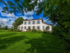 Maison de maître de 1820 entièrement rénovée — 262 m² sur 2 hectares — Eauze