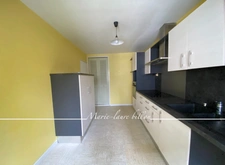 Apartment for sale 4 rooms NANTES (44) of 79.11 m2, garage of 20 m2, a parking space and a balcony