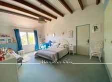House for sale 6 rooms NOTRE DAME DE RIEZ (85), 200 m2 living space, 4960 m2 of land, swimming pool and annexes