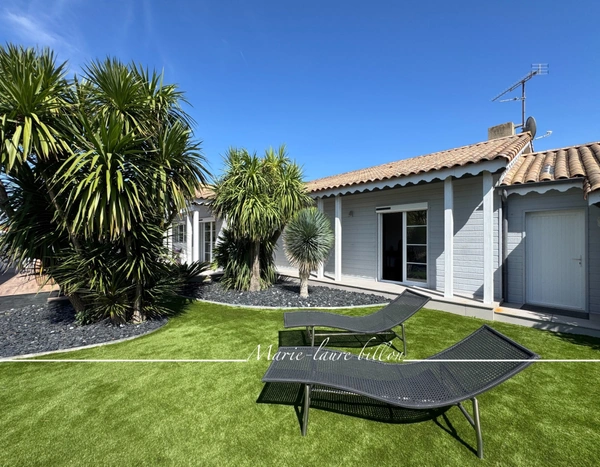 Maison à vendre 5 pièces SAINT HILAIRE DE RIEZ (85), à deux pas des plages de Sion, plain pied avec garage et jardin clos