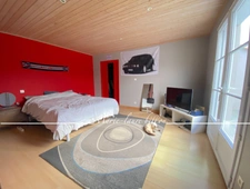 House for sale, 5 rooms, single storey, 3 bedrooms + office, built in 1998, with 3 garages, 1345 m2 enclosed plot