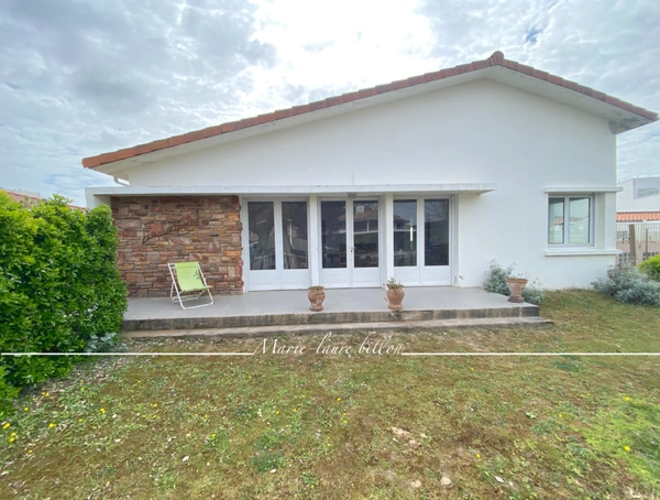 Maison à vendre 4 pièces SAINT JEAN DE MONTS (85), 3 chambres + garage et jardin