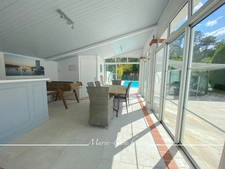Maison à vendre 7 pièces CHALLANS (85), maison 4 chambres avec véranda, espace détente +piscine, terrain clos de 4730 m2.