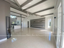 Maison à vendre 5 pièces SAINT HILAIRE DE RIEZ (85), plain pied 3 chambres+garage+jardin clos, à 300 M de la plage.
