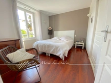 Maison à vendre 5 pièces LA GARNACHE (85), maison de ville 4 chambres, jardinet et garage