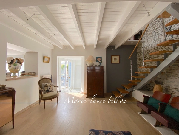 Maison de type 6 à vendre sur SAINT GILLES CROIX DE VIE (85), Maison de ville avec terrasse et garage