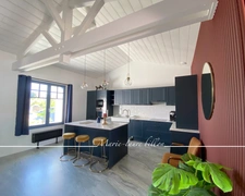 Maison à vendre 5 pièces SAINT GILLES CROIX DE VIE (85), jardin de ville avec son spa, garage.