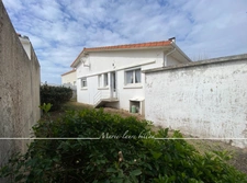Maison à vendre 4 pièces SAINT JEAN DE MONTS (85), 3 chambres + garage et jardin