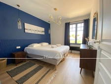 Maison à vendre 5 pièces SAINT GILLES CROIX DE VIE (85), jardin de ville avec son spa, garage.