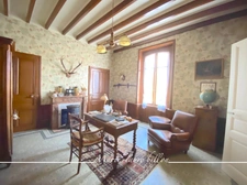 Dpt Deux Sèvres (79), à vendre NUEIL LES AUBIERS maison bourgeoise de 222 m² + dépendances et terrain de 1 041 m² 