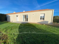 Maison à vendre 3 pièces LE FENOUILLER (85) avec garage, du stationnement, jardin clos, parcelle de 350 m2.