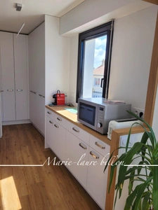 Appartement à vendre 3 pièces SAINT GILLES CROIX DE VIE (85), appartement 2 chambres avec vue rivière, une cave et un garage