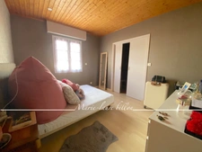 House for sale, 5 rooms, single storey, 3 bedrooms + office, built in 1998, with 3 garages, 1345 m2 enclosed plot
