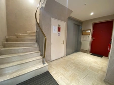 Apartment for sale 4 rooms NANTES (44) of 79.11 m2, garage of 20 m2, a parking space and a balcony