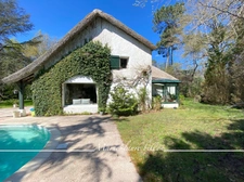 House for sale 6 rooms NOTRE DAME DE RIEZ (85), 200 m2 living space, 4960 m2 of land, swimming pool and annexes