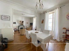 Dpt Loire Atlantique (44), à vendre NANTES appartement grand T2 de 75 m2, cave et pièce grenier.