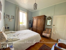 Maison à vendre 8 pièces SAINT GILLES CROIX DE VIE (85), maison 5 chambres, piscine et parcelle de 570 m2