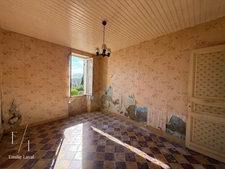 Maison en pierre à rénover vue dégagée plein sud PELLEGRUE (33)