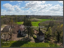 Maison en pierre à rénover vue dégagée plein sud PELLEGRUE (33)