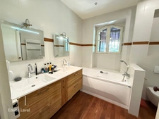 Maison atypique de 9 chambres et 6 salles de bain à Pineuilh 33
