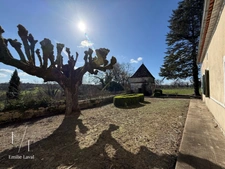 Maison en pierre à rénover vue dégagée plein sud PELLEGRUE (33)