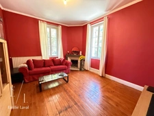 Maison atypique de 9 chambres et 6 salles de bain à Pineuilh 33