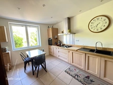 Maison en pierre 4 chambres avec dépendances et piscine à SAINT VINCENT DE PERTIGNAS (33)
